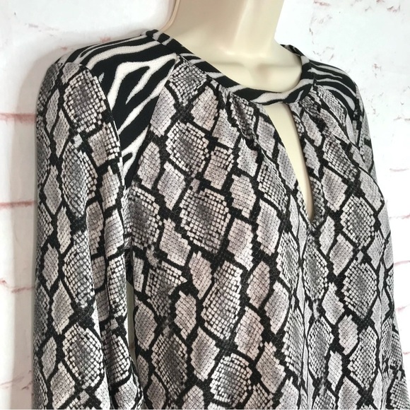 MICHAEL Michael Kors XS Snake Print Keyhole Neck Black & Gray Long Sleeve Blouse - Picture 2 of 14